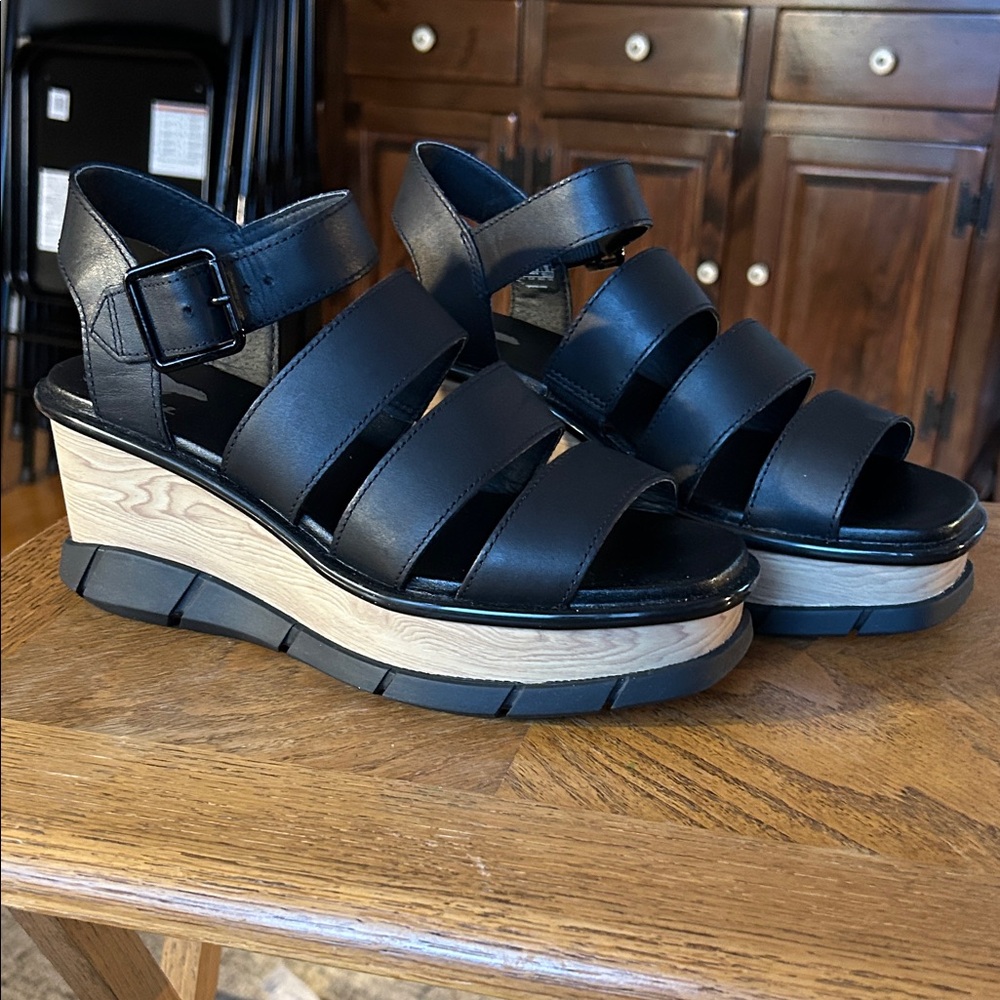 Sorel Black Wedge Sandals